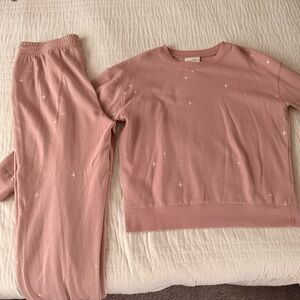 Universal Thread Blush Sweat Set